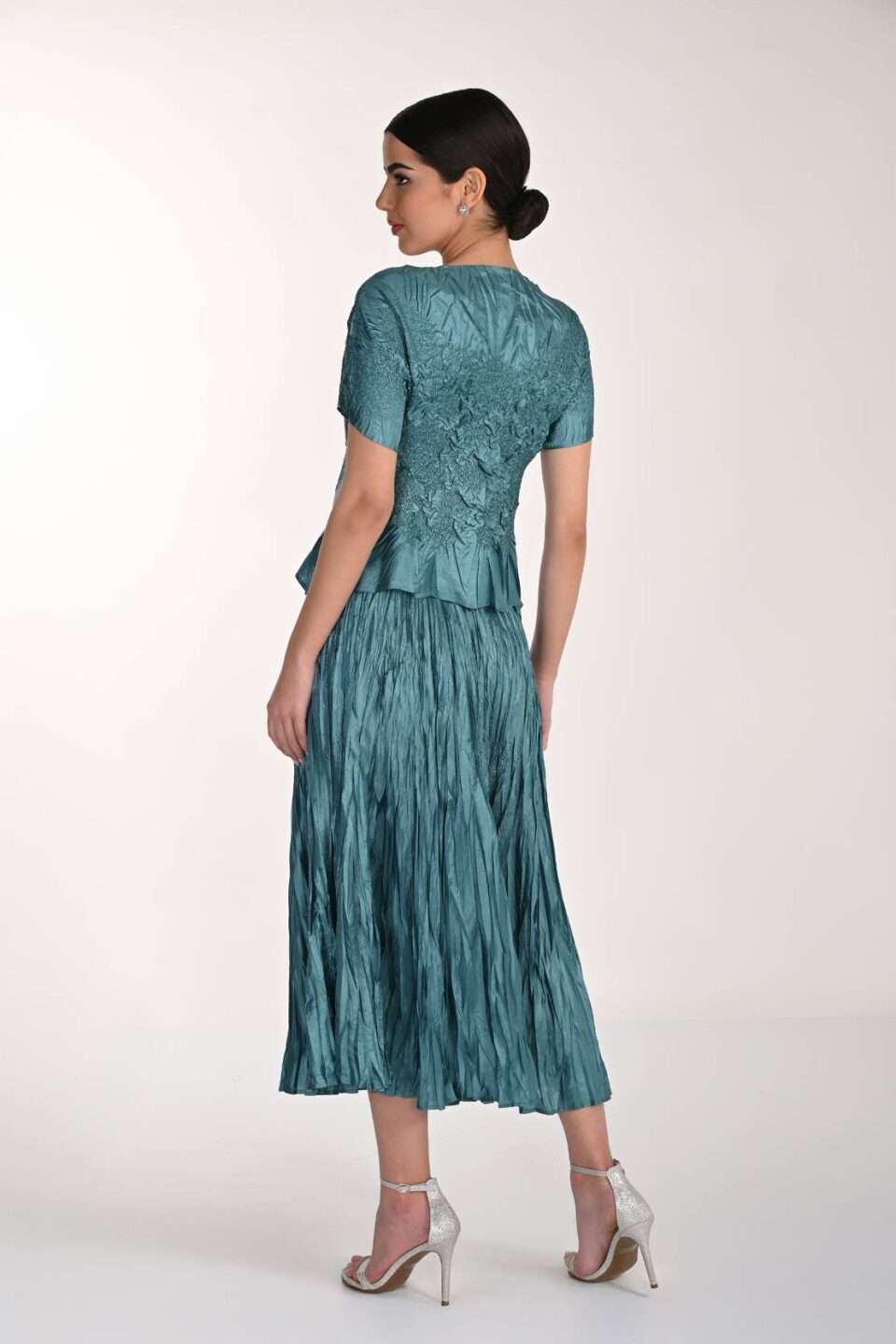 Two-piece set